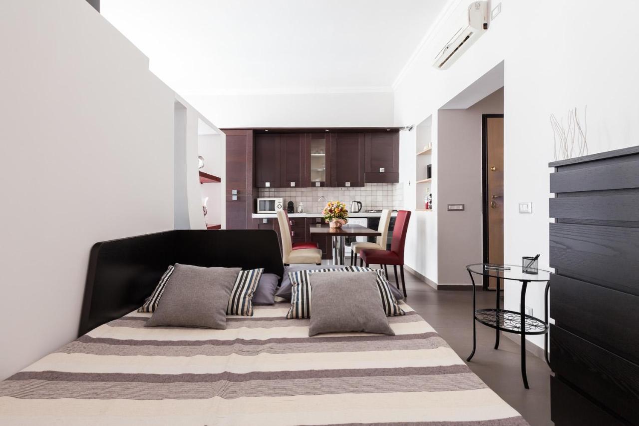 HomeHouse Santamaura - San Pietro Rome Bagian luar foto